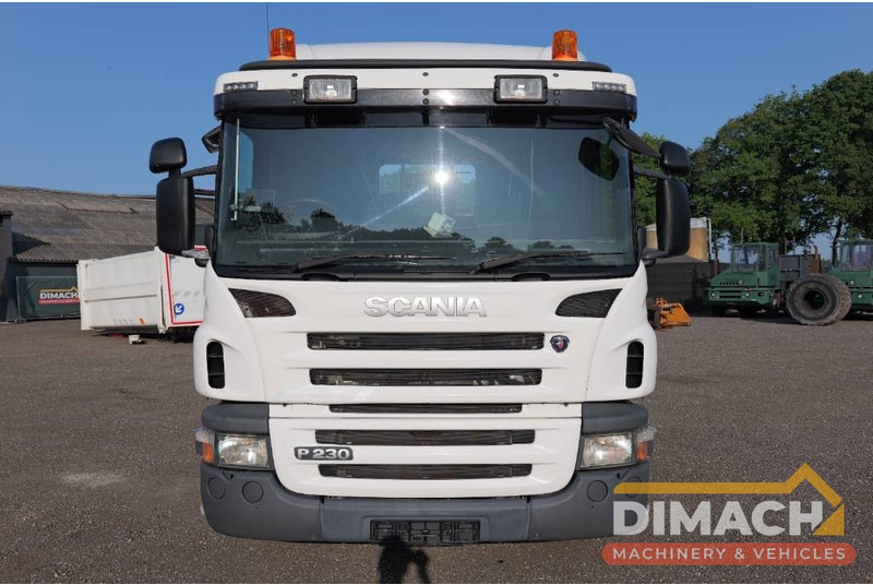 Scania P230 P 230 Euro 5 6x2*4 TOP!! Retarder right hand steer - Važiuoklės sunkvežimis: foto 3 Scania P230 P 230 Euro 5 6x2*4 TOP!! Retarder right hand steer - Važiuoklės sunkvežimis: foto 3