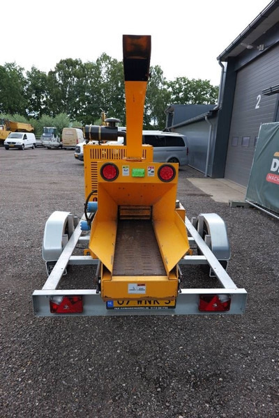 Shengmiao Hc6140 new wood chipper with trailer!! - Medienos smulkintuvas: foto 2 Shengmiao Hc6140 new wood chipper with trailer!! - Medienos smulkintuvas: foto 2