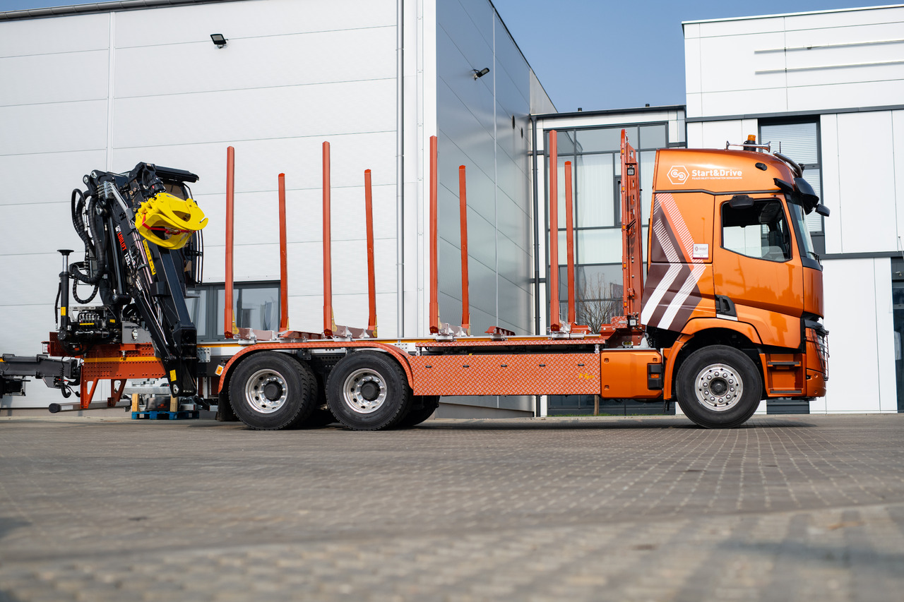 RENAULT TRUCKS C P6X4 Loglift 125 Z 93 C P6X4 Loglift + 125 Z 93 - Miškovežis, Elektrinis sunkvežimis: foto 1 RENAULT TRUCKS C P6X4 Loglift 125 Z 93 C P6X4 Loglift + 125 Z 93 - Miškovežis, Elektrinis sunkvežimis: foto 1