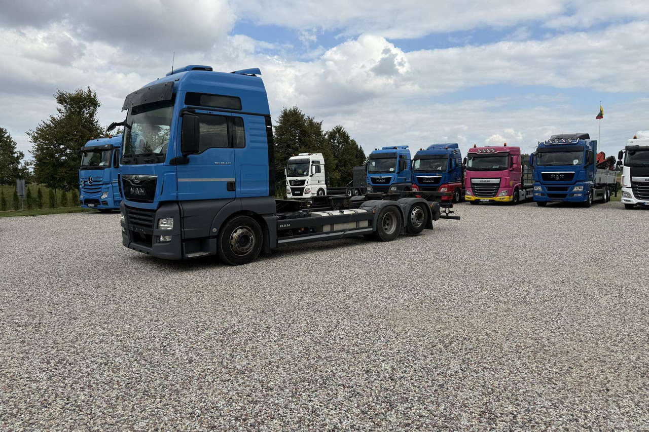 MAN TGX 26.420 - Konteineris-vežimus/ Sukeisti kūną sunkvežimis: foto 1 MAN TGX 26.420 - Konteineris-vežimus/ Sukeisti kūną sunkvežimis: foto 1