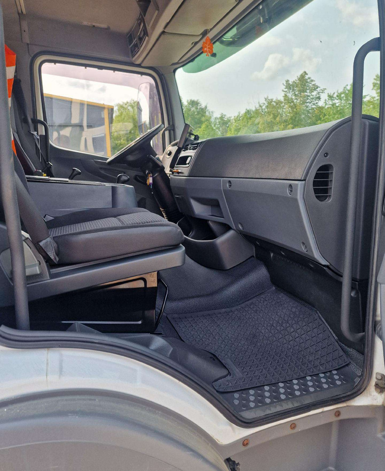 Savivartis sunkvežimis Mercedes-Benz ATEGO 918: foto 13