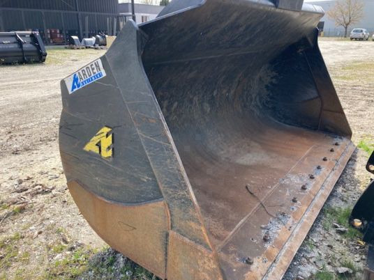 GODET ARDEN POUR CHARGEUSE CASE 921 G - Kaušas: foto 2 GODET ARDEN POUR CHARGEUSE CASE 921 G - Kaušas: foto 2