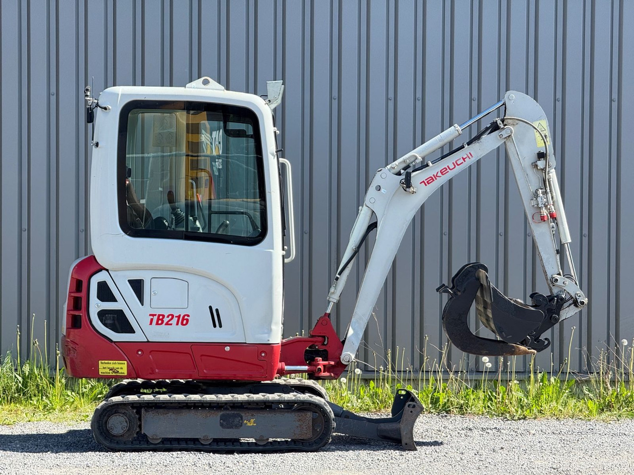 Takeuchi TB216 - Mini ekskavatorius: foto 1 Takeuchi TB216 - Mini ekskavatorius: foto 1