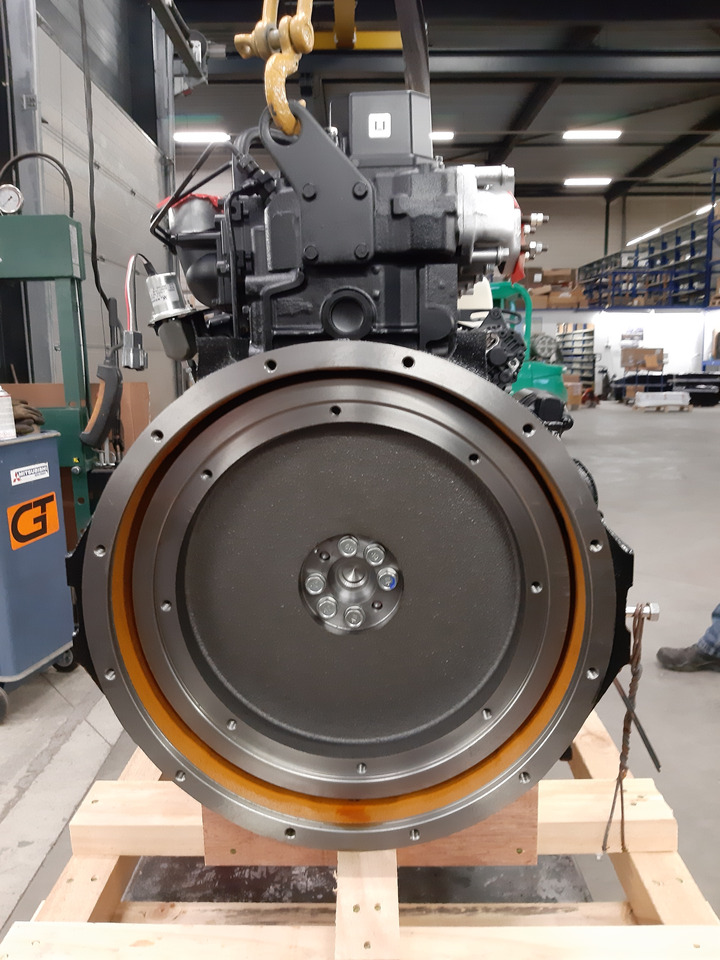 Mitsubishi New engine S6S 70Kw @ 2500 rpm - Variklis - Ekskavatorius: foto 4 Mitsubishi New engine S6S 70Kw @ 2500 rpm - Variklis - Ekskavatorius: foto 4