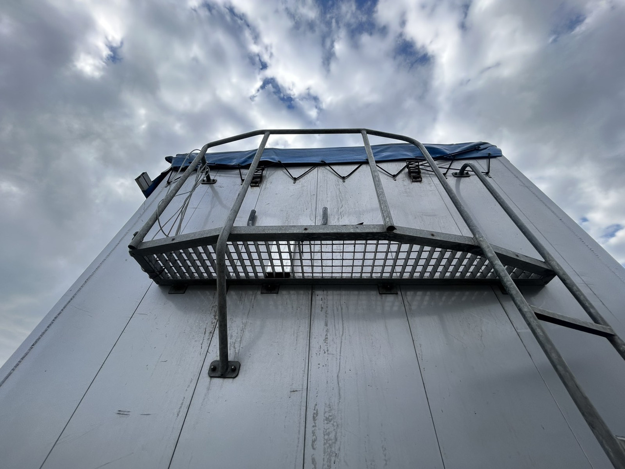 Su slankiojanciomis grindimis puspriekabė BODEX KIS 3F: foto 7 Su slankiojanciomis grindimis puspriekabė BODEX KIS 3F: foto 7