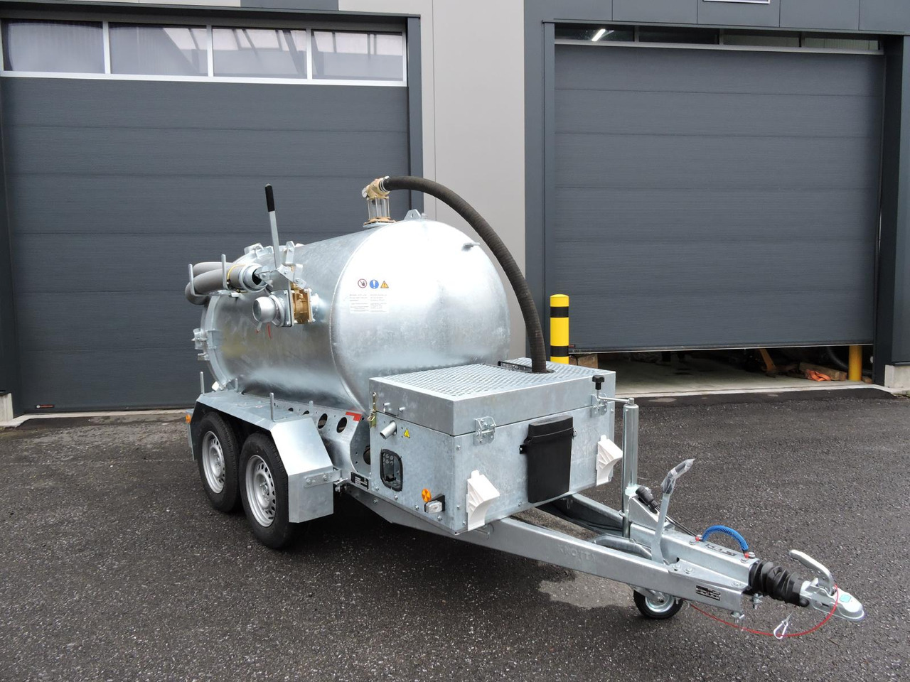 M-Vac 2000 Vacuum system specialized for drilling mud / vacuum container 2000l - Gręžimo mašina: foto 5 M-Vac 2000 Vacuum system specialized for drilling mud / vacuum container 2000l - Gręžimo mašina: foto 5