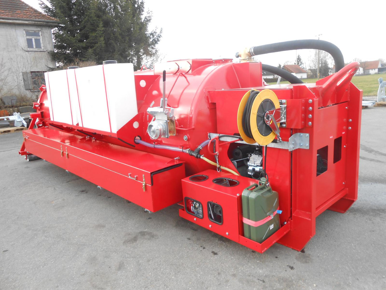 S-Vac 8.5 m³ Saugfass Druckfass Vacuum suction systems are are fully integrated at the HDD jobsite from today. - Tank konteineris: foto 1 S-Vac 8.5 m³ Saugfass Druckfass Vacuum suction systems are are fully integrated at the HDD jobsite from today. - Tank konteineris: foto 1