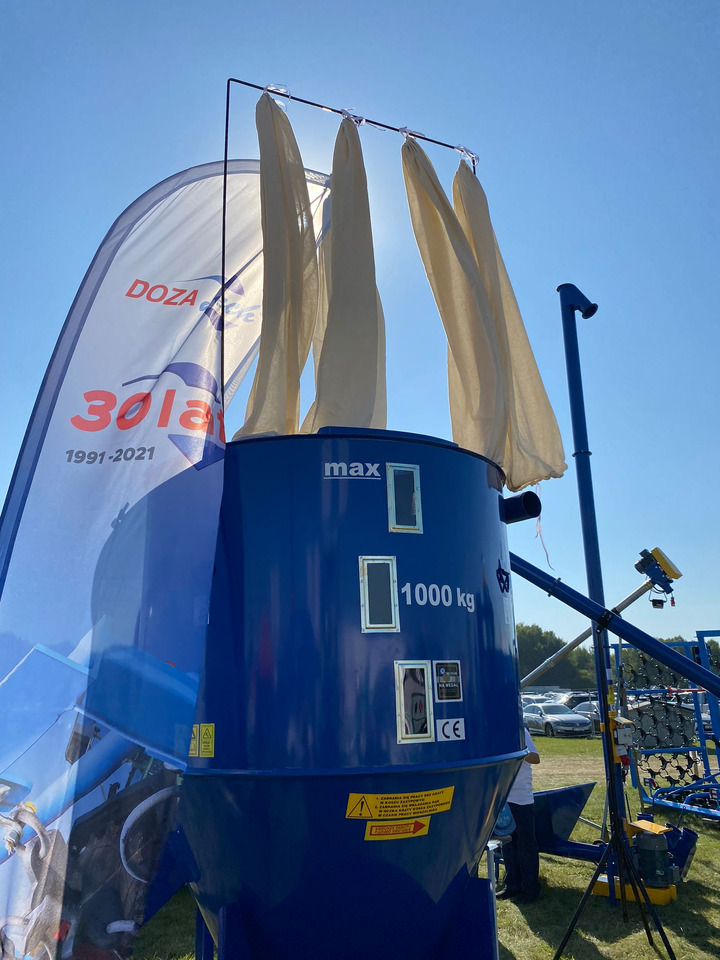 Dozamech Getreidemischanlage / Feed mixer / Melangeuse de fourrage / Miscelatore di mangime / Кормосмеситель / Mieszalnik H-033/2 1000 kg - Gyvulininkystės įranga: foto 2 Dozamech Getreidemischanlage / Feed mixer / Melangeuse de fourrage / Miscelatore di mangime / Кормосмеситель / Mieszalnik H-033/2 1000 kg - Gyvulininkystės įranga: foto 2