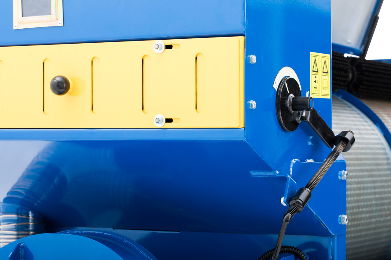 Dozamech Getreidereingier / Grain cleaner / Nettoyeur de céréales / Limpiadora de tambor para cerea / Pulitrice a tamburo per cereali / Барабанный очиститель для зерновых культур / Czyszczalnia bębnowa do zbóż - Grūdų valomoji: foto 4 Dozamech Getreidereingier / Grain cleaner / Nettoyeur de céréales / Limpiadora de tambor para cerea / Pulitrice a tamburo per cereali / Барабанный очиститель для зерновых культур / Czyszczalnia bębnowa do zbóż - Grūdų valomoji: foto 4