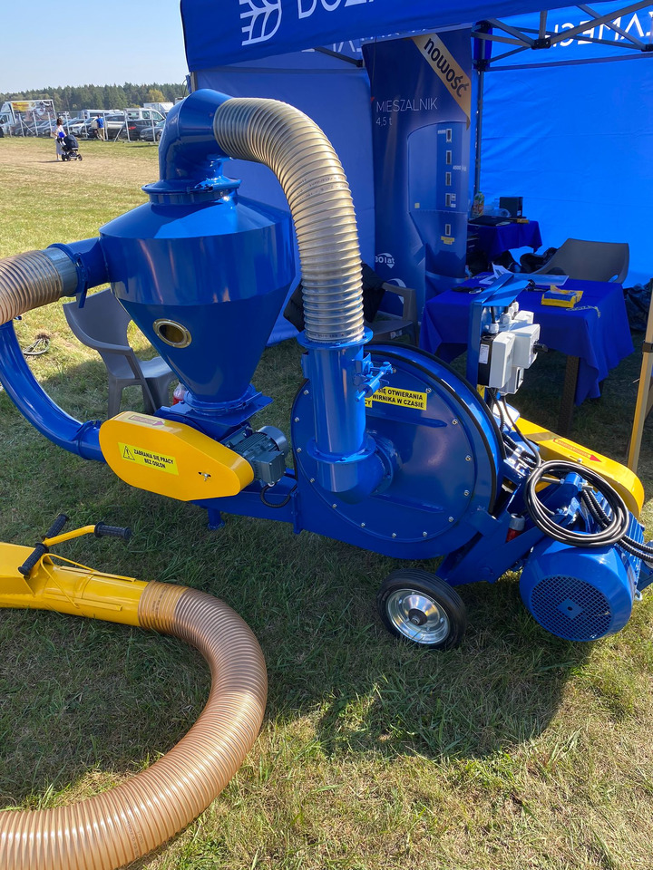 Dozamech Saug-Druckgebläse / Suction and pressure blower / Suceuse à grains / Trasportatore / Пневматический вдуватель / Dmuchawa ssąco-tłocząca T-420 - Konvejeris: foto 2 Dozamech Saug-Druckgebläse / Suction and pressure blower / Suceuse à grains / Trasportatore / Пневматический вдуватель / Dmuchawa ssąco-tłocząca T-420 - Konvejeris: foto 2