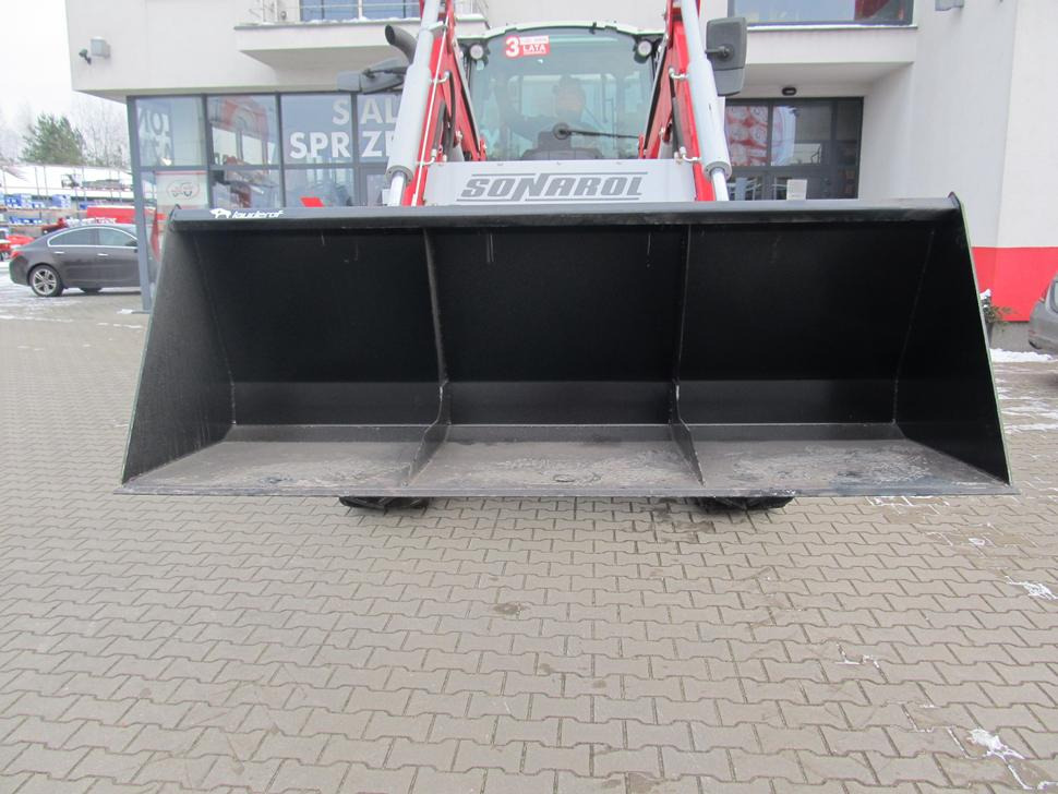 Lauderof Schaufel / Universal Bucket / Godet / Benna / Ковш / Łyżka 2 m - Kaušas - Traktorius: foto 1 Lauderof Schaufel / Universal Bucket / Godet / Benna / Ковш / Łyżka 2 m - Kaušas - Traktorius: foto 1