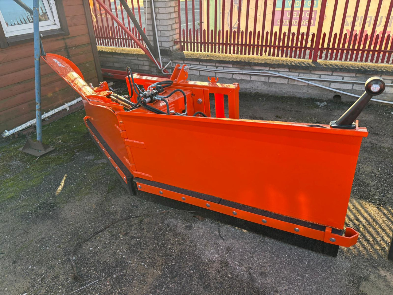 METAL-TECHNIK Schneeschild / Snow plow / Lame à neige / Sgombraneve dritto / Снегоочистель / Pług odśnieżny 3 m - Sniego peilis - Sniego peilis: foto 1 METAL-TECHNIK Schneeschild / Snow plow / Lame à neige / Sgombraneve dritto / Снегоочистель / Pług odśnieżny 3 m - Sniego peilis - Sniego peilis: foto 1