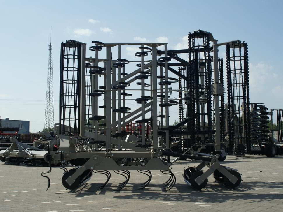 Nauja Kultivatorius ROLEX Saatbettkombination / Hydraulically cultivator / Vibroculteur / Aggregato di coltivazione /  Почвообрабатывающий гидравлический складывающийся агрегат / Agregat uprawowy hydraulicznie składany: foto 9