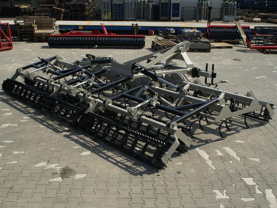 Nauja Kultivatorius ROLEX Saatbettkombination / Hydraulically cultivator / Vibroculteur / Aggregato di coltivazione /  Почвообрабатывающий гидравлический складывающийся агрегат / Agregat uprawowy hydraulicznie składany: foto 24