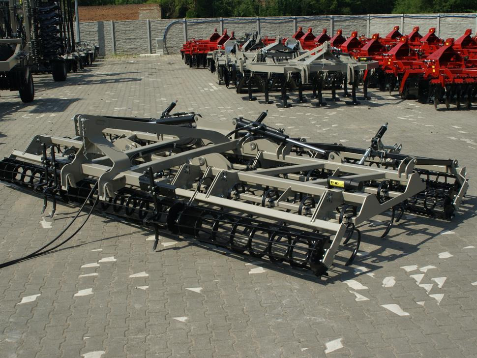 Nauja Kultivatorius ROLEX Saatbettkombination / Hydraulically cultivator / Vibroculteur / Aggregato di coltivazione /  Почвообрабатывающий гидравлический складывающийся агрегат / Agregat uprawowy hydraulicznie składany: foto 19