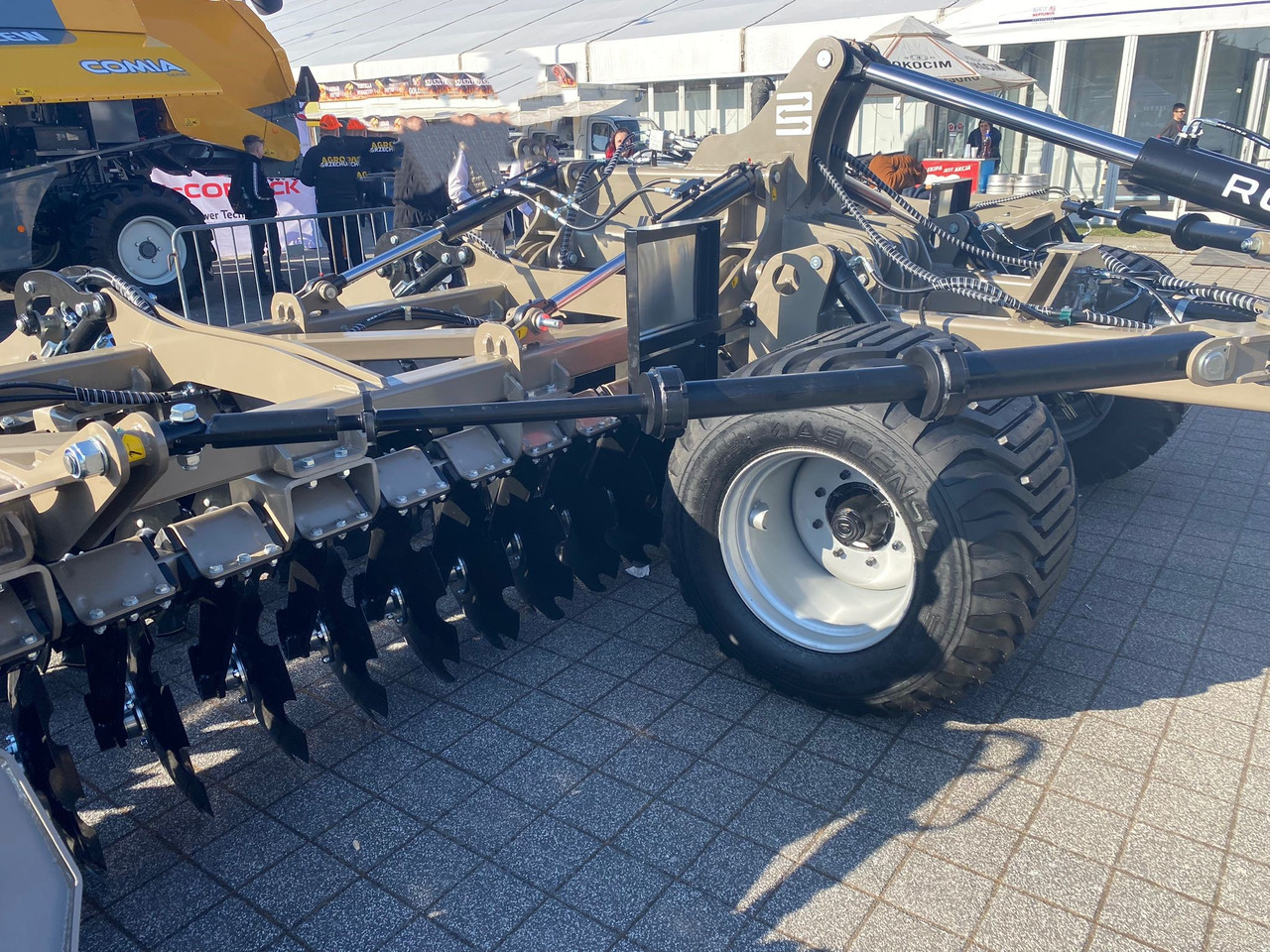 ROLEX Scheibenegge / Disc harrow / Dechaumeur à disques / Erpice a dischi / Grada de discos /Дисковая борона / Brona talerzowa 8 m - Diskiniai skutikai: foto 2 ROLEX Scheibenegge / Disc harrow / Dechaumeur à disques / Erpice a dischi / Grada de discos /Дисковая борона / Brona talerzowa 8 m - Diskiniai skutikai: foto 2