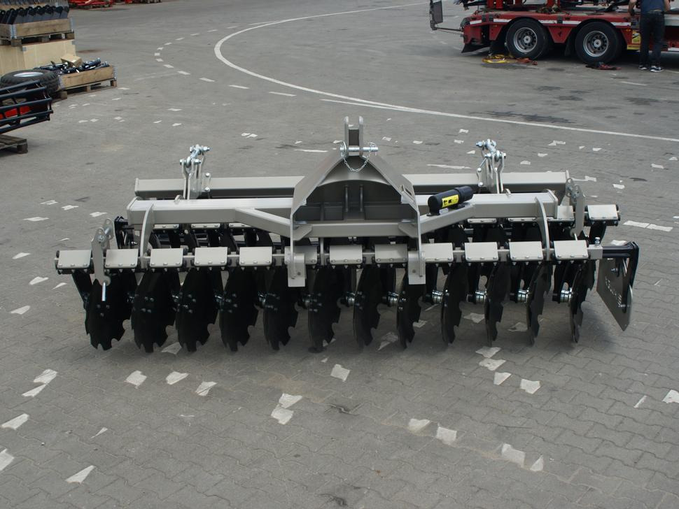 ROLEX Scheibenegge / Discs harrow / Dechaumeur à disques / Erpice a dischi / Cultivador de discos / Дисковая борона / Agregat talerzowy uprawowy 3 m - Diskiniai skutikai: foto 5 ROLEX Scheibenegge / Discs harrow / Dechaumeur à disques / Erpice a dischi / Cultivador de discos / Дисковая борона / Agregat talerzowy uprawowy 3 m - Diskiniai skutikai: foto 5