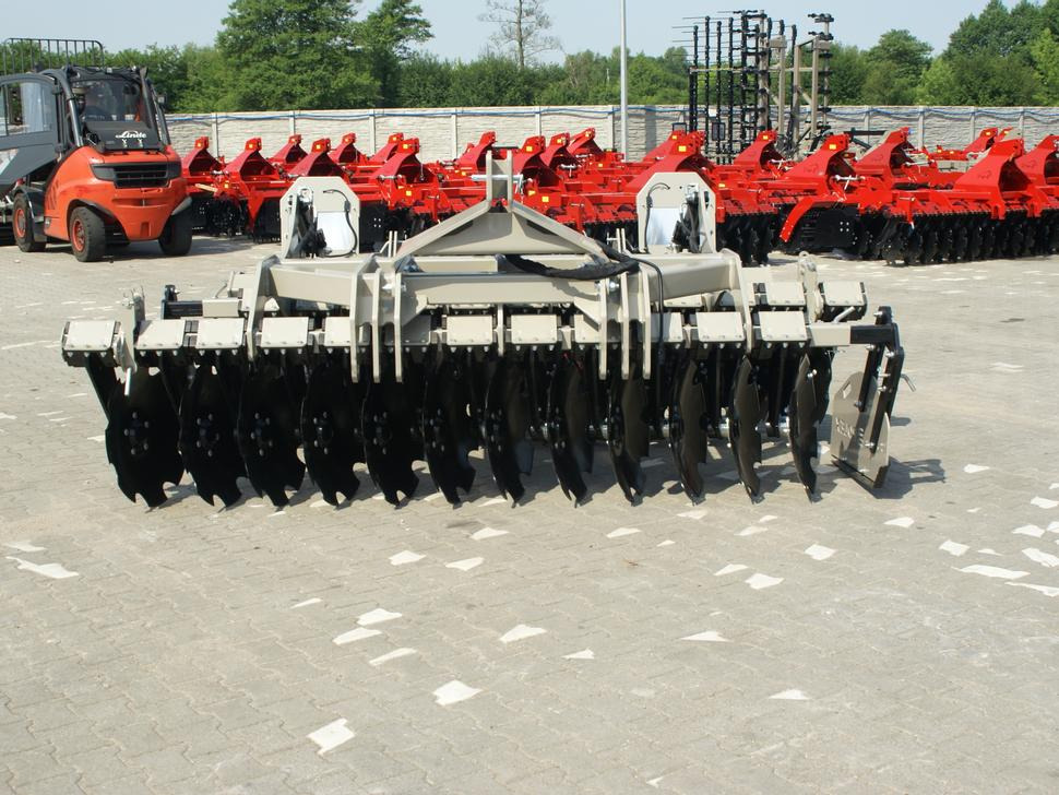 ROLEX Scheibenegge / Discs harrow / Dechaumeur à disques / Erpice a dischi / Дисковая борона / Brona talerzowa 3 m - Diskiniai skutikai: foto 3 ROLEX Scheibenegge / Discs harrow / Dechaumeur à disques / Erpice a dischi / Дисковая борона / Brona talerzowa 3 m - Diskiniai skutikai: foto 3