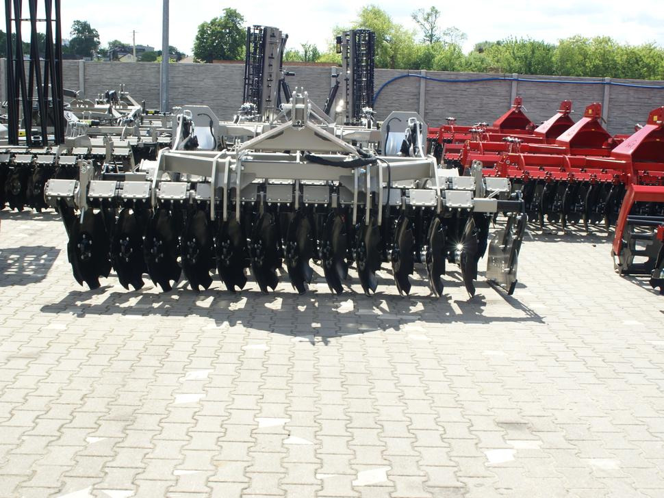 ROLEX Scheibenegge / Discs harrow / Dechaumeur à disques / Erpice a dischi / Дисковая борона / Brona talerzowa 3 m - Diskiniai skutikai: foto 5 ROLEX Scheibenegge / Discs harrow / Dechaumeur à disques / Erpice a dischi / Дисковая борона / Brona talerzowa 3 m - Diskiniai skutikai: foto 5