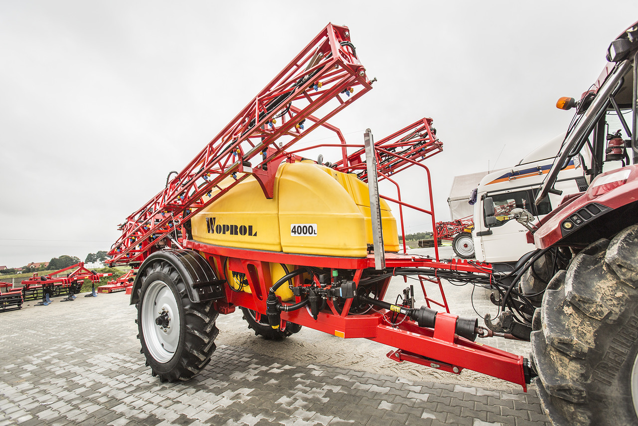 WOPROL Feldspritze / Sprayer / Pulvérisateur / Opryskiwacz 4000 L - Prikabinamas purkštuvas: foto 2 WOPROL Feldspritze / Sprayer / Pulvérisateur / Opryskiwacz 4000 L - Prikabinamas purkštuvas: foto 2