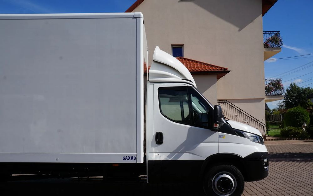 Iveco DAILY 72c18 Automat HI-MATIC Kontener 6 m 117 tys km Wzorowy Stan - Furgonas sunkvežimis: foto 3 Iveco DAILY 72c18 Automat HI-MATIC Kontener 6 m 117 tys km Wzorowy Stan - Furgonas sunkvežimis: foto 3