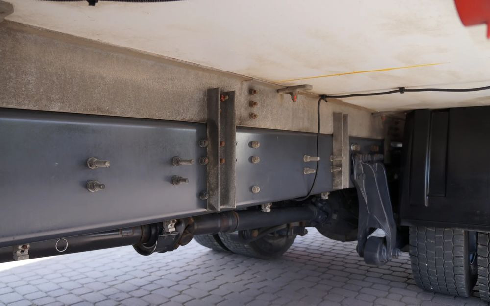 Scania P280 EURO 6 4X2 RAMA DO ZABUDOWY P320 - Važiuoklės sunkvežimis: foto 3 Scania P280 EURO 6 4X2 RAMA DO ZABUDOWY P320 - Važiuoklės sunkvežimis: foto 3