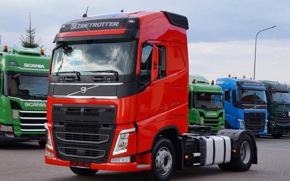 Volvo FH 4 EURO 6 GLOBETROTTER NISKI PRZEBIEG PEŁEN SERWIS - Vilkikas: foto 1 Volvo FH 4 EURO 6 GLOBETROTTER NISKI PRZEBIEG PEŁEN SERWIS - Vilkikas: foto 1