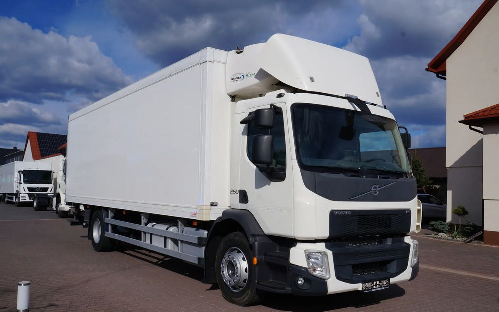 Volvo FE 18.250 Euro 6 18 TON CHŁODNIA KONTENER 19 PALET NISKI PRZEBIEG - Refrižeratorius sunkvežimis: foto 1 Volvo FE 18.250 Euro 6 18 TON CHŁODNIA KONTENER 19 PALET NISKI PRZEBIEG - Refrižeratorius sunkvežimis: foto 1