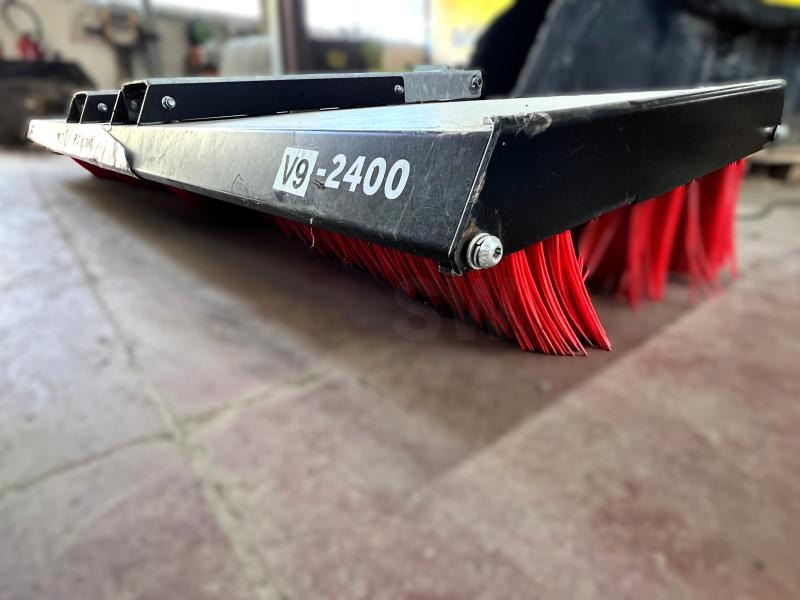 ACTISWEEP VO 2400 Méga balai pousseur pour fourches - Rotacinė šluota: foto 5 ACTISWEEP VO 2400 Méga balai pousseur pour fourches - Rotacinė šluota: foto 5