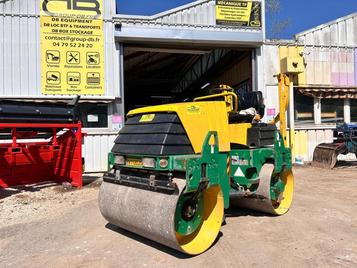 Ammann AV26-2 COMPACTEUR ROULEAU TANDEM VIBRANT ARTICULÉ - Asfalto volus: foto 1 Ammann AV26-2 COMPACTEUR ROULEAU TANDEM VIBRANT ARTICULÉ - Asfalto volus: foto 1