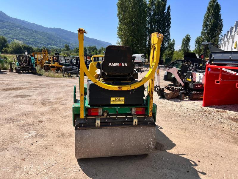Ammann AV26-2 COMPACTEUR ROULEAU TANDEM VIBRANT ARTICULÉ - Asfalto volus: foto 4 Ammann AV26-2 COMPACTEUR ROULEAU TANDEM VIBRANT ARTICULÉ - Asfalto volus: foto 4