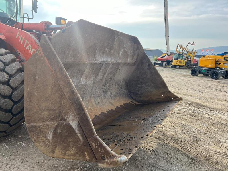 Ratinis krautuvas HITACHI ZW 310 Chargeuse 23T: foto 6