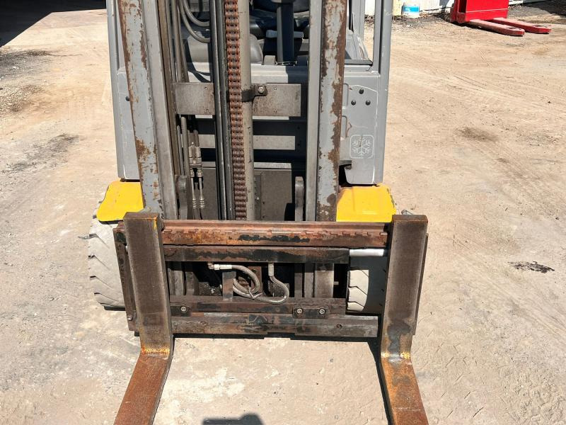 Jungheinrich EFG318 400ZZ Chariot élévateur électrique 1,8T - Elektrinis krautuvas: foto 5 Jungheinrich EFG318 400ZZ Chariot élévateur électrique 1,8T - Elektrinis krautuvas: foto 5