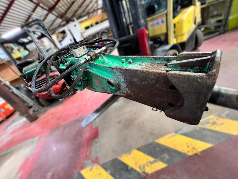 MONTABERT M900 BRH Marteau hydraulique pour 15-25T - Hidraulinis kūjis: foto 3 MONTABERT M900 BRH Marteau hydraulique pour 15-25T - Hidraulinis kūjis: foto 3