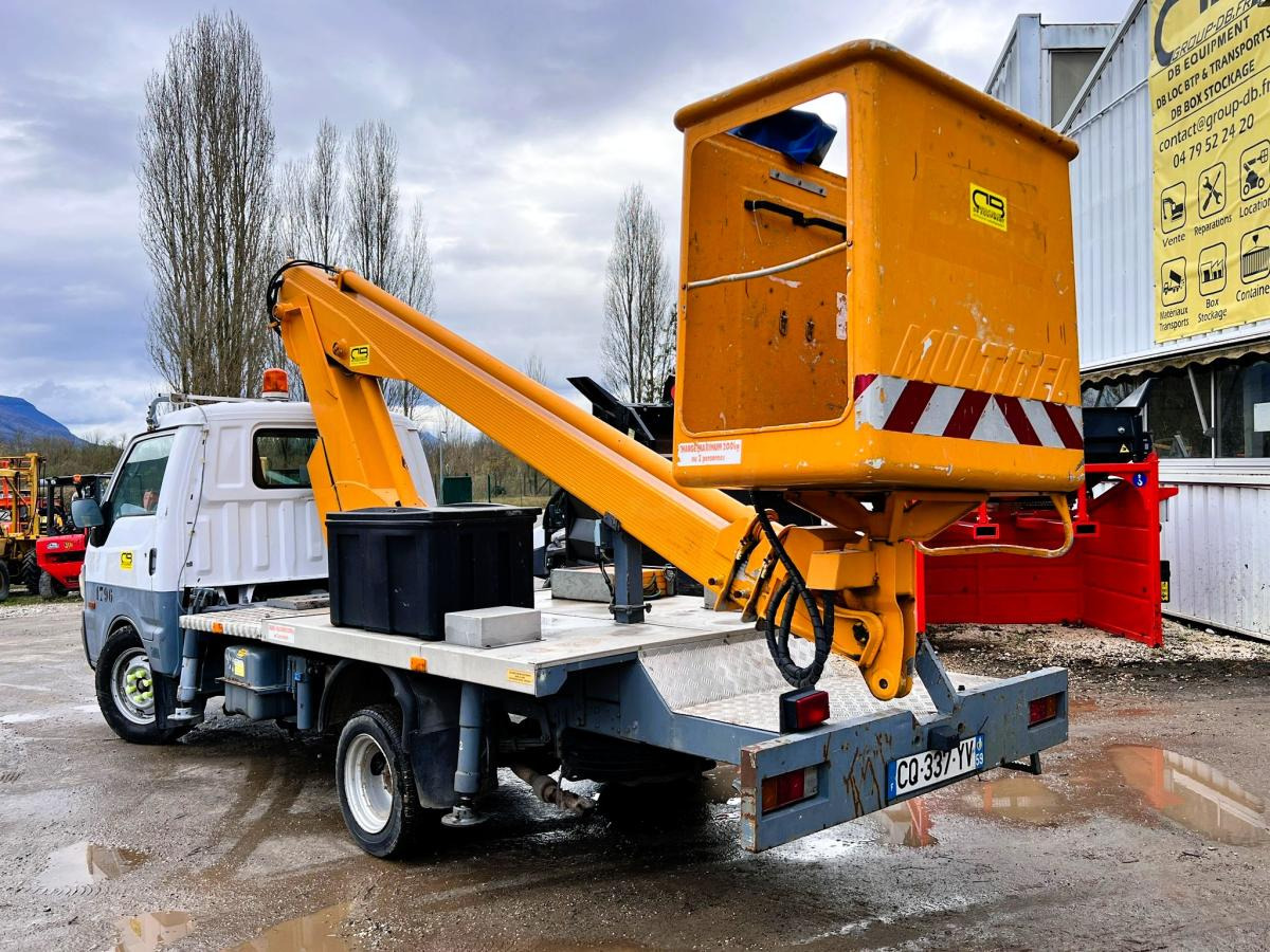 Mazda Bongo Fourgon Nacelle 14,5m - Kėlimo platforma, Komercinis automobilis: foto 3 Mazda Bongo Fourgon Nacelle 14,5m - Kėlimo platforma, Komercinis automobilis: foto 3