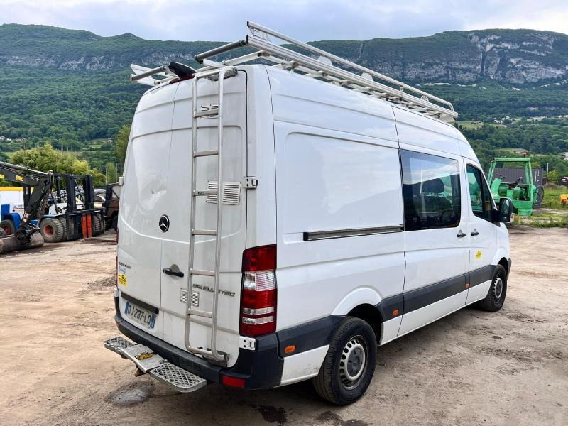 Mercedes SPRINTER 2 V6 3L 190cv - Krovininis mikroautobusas, Komercinis automobilis su dviguba kabina: foto 4 Mercedes SPRINTER 2 V6 3L 190cv - Krovininis mikroautobusas, Komercinis automobilis su dviguba kabina: foto 4