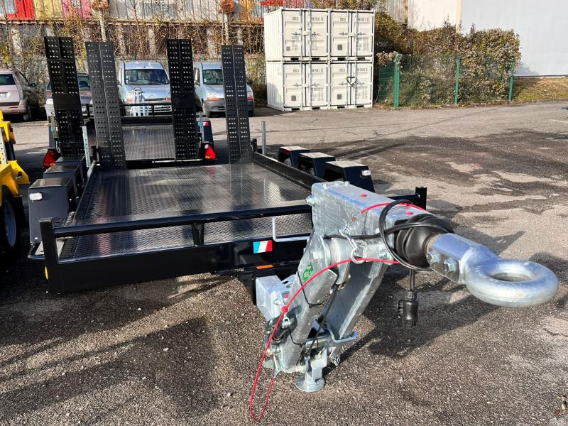 Moiroud TR3500 3 ESSIEUX 3T5 NEUVE MOIROUD NOIRE LARGE - Priekaba spec technikai: foto 3 Moiroud TR3500 3 ESSIEUX 3T5 NEUVE MOIROUD NOIRE LARGE - Priekaba spec technikai: foto 3