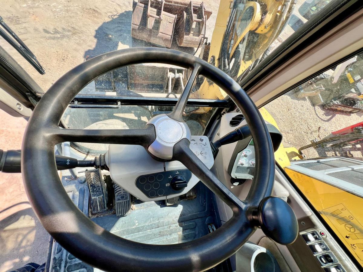 Ratinis ekskavatorius New Holland MH 2.6 PELLE A PNEUS 10T: foto 15