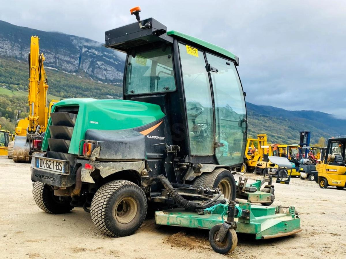RANSOMES TONDEUSE MULCHING RANSOMES 951D PLUS (NET DE TVA) - Vejapjovė: foto 4 RANSOMES TONDEUSE MULCHING RANSOMES 951D PLUS (NET DE TVA) - Vejapjovė: foto 4
