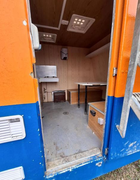 REMORQUE BASE VIE CABANE DE CHANTIER - Buitinis konteineris: foto 5 REMORQUE BASE VIE CABANE DE CHANTIER - Buitinis konteineris: foto 5