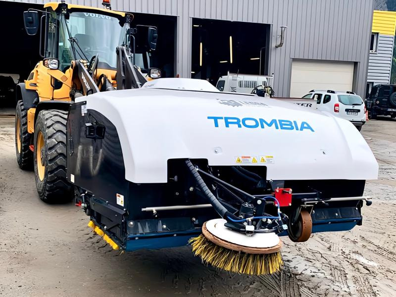 TROMBIA Balayeuse 220 - Rotacinė šluota: foto 1 TROMBIA Balayeuse 220 - Rotacinė šluota: foto 1