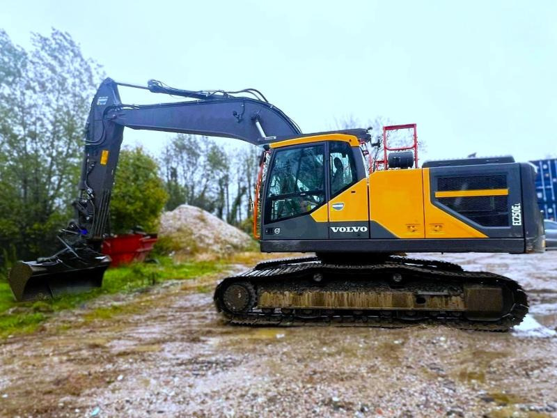 Volvo EC250EL PELLE 29T - Vikšrinis ekskavatorius: foto 1 Volvo EC250EL PELLE 29T - Vikšrinis ekskavatorius: foto 1