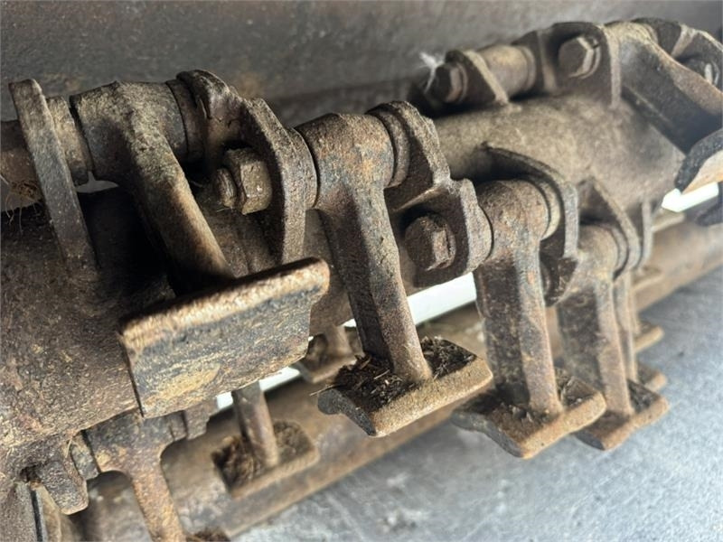 Smulkintuvas su manipuliatoriumi Bomford Hawk Evo 6.5 Hedge Cutter: foto 10 Smulkintuvas su manipuliatoriumi Bomford Hawk Evo 6.5 Hedge Cutter: foto 10