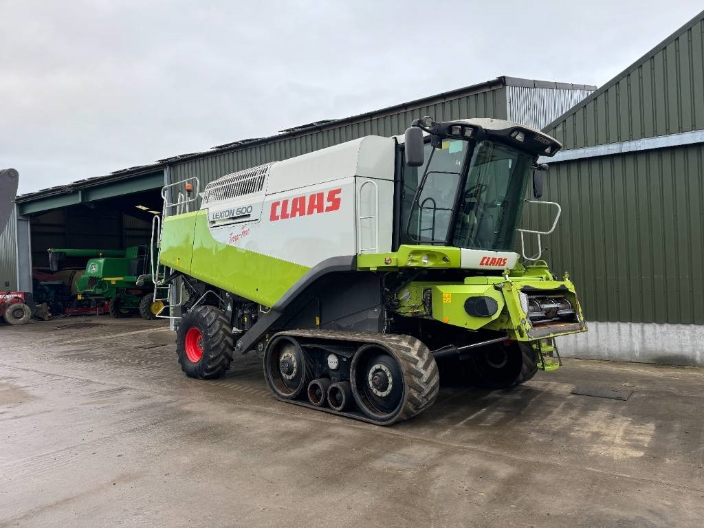 Claas Lexion 600 TT - Derliaus nuėmimo kombainas: foto 3 Claas Lexion 600 TT - Derliaus nuėmimo kombainas: foto 3