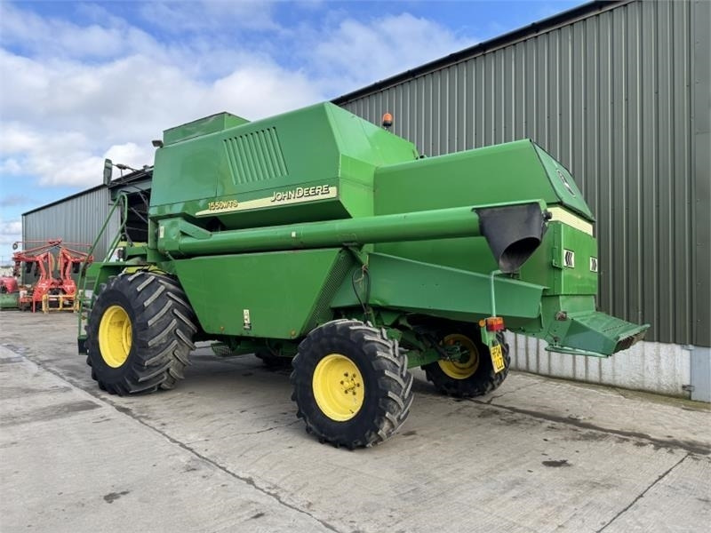 John Deere 1550 WTS c/w 620R Header - Įranga už kombainai: foto 4 John Deere 1550 WTS c/w 620R Header - Įranga už kombainai: foto 4