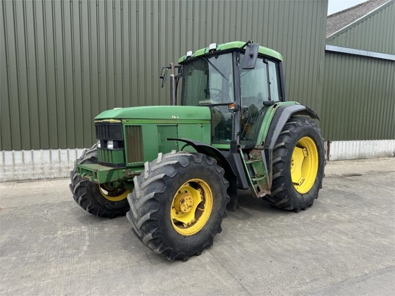 John Deere 6800 - Traktorius: foto 1 John Deere 6800 - Traktorius: foto 1