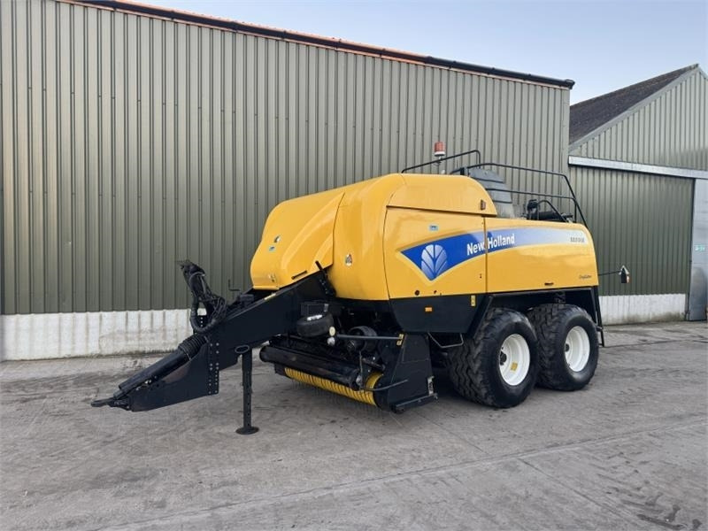New Holland BB9060 Baler - Stačiakampių ryšulių presas: foto 1 New Holland BB9060 Baler - Stačiakampių ryšulių presas: foto 1