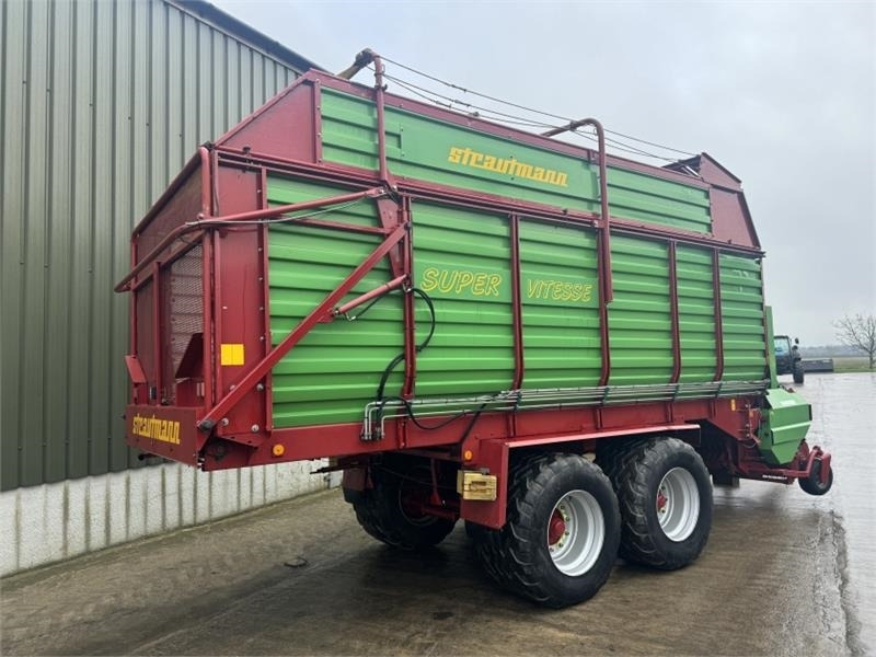 Strautmann Super Vitesse Silage Wagon - Priekaba rinktuvė: foto 2 Strautmann Super Vitesse Silage Wagon - Priekaba rinktuvė: foto 2