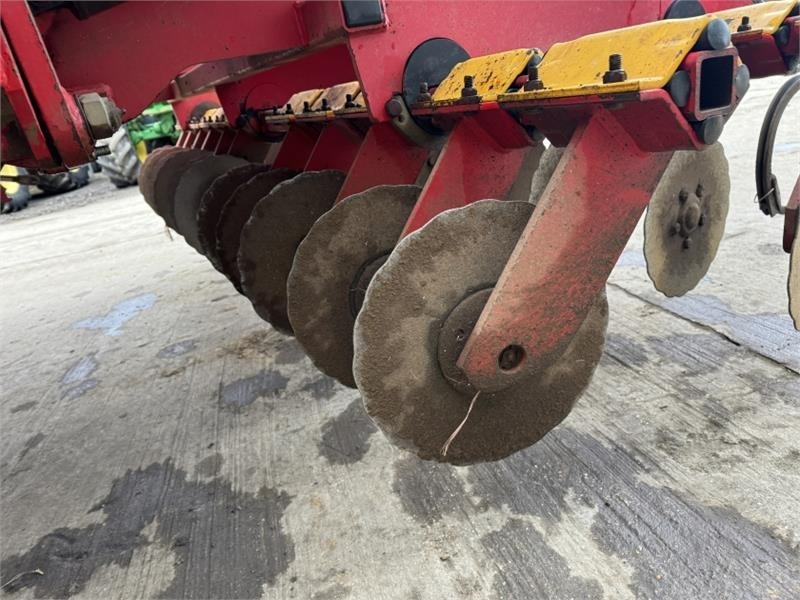 Kombinuota sėjamoji Vaderstad Rapid A600s 6m Seed Drill: foto 16 Kombinuota sėjamoji Vaderstad Rapid A600s 6m Seed Drill: foto 16