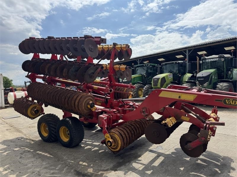 Vaderstad Vaderstad Carrier 820 Cultivator - Žemės dirbimo freza: foto 4 Vaderstad Vaderstad Carrier 820 Cultivator - Žemės dirbimo freza: foto 4